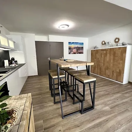 Beau T2 Climatise Et Avec Parking A Carnon Apartmán Mauguio