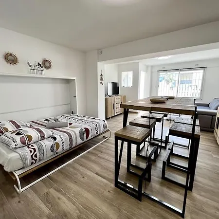 Apartmán Beau T2 Climatise Et Avec Parking A Carnon *